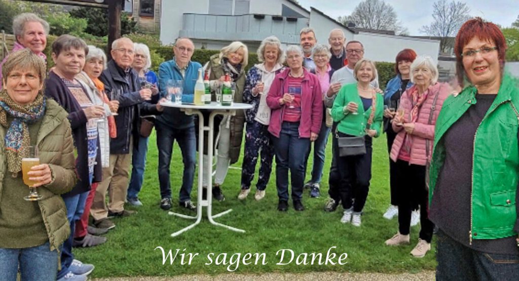 Dieses Bild hat ein leeres Alt-Attribut. Der Dateiname ist Walkinggruppe-1024x555.jpg